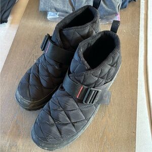 listing-status-banner